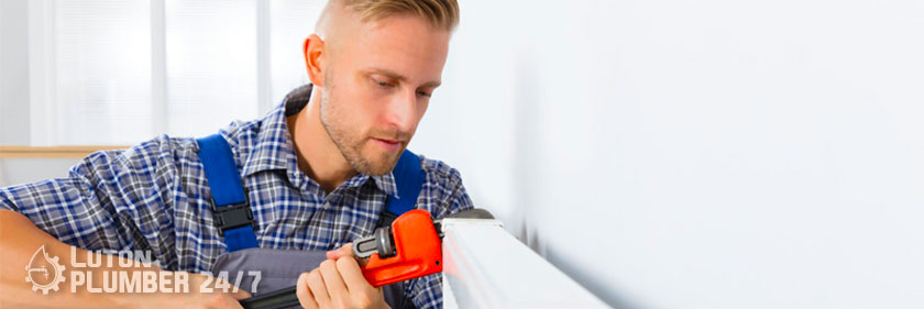 commercial plumber luton 840x281 1
